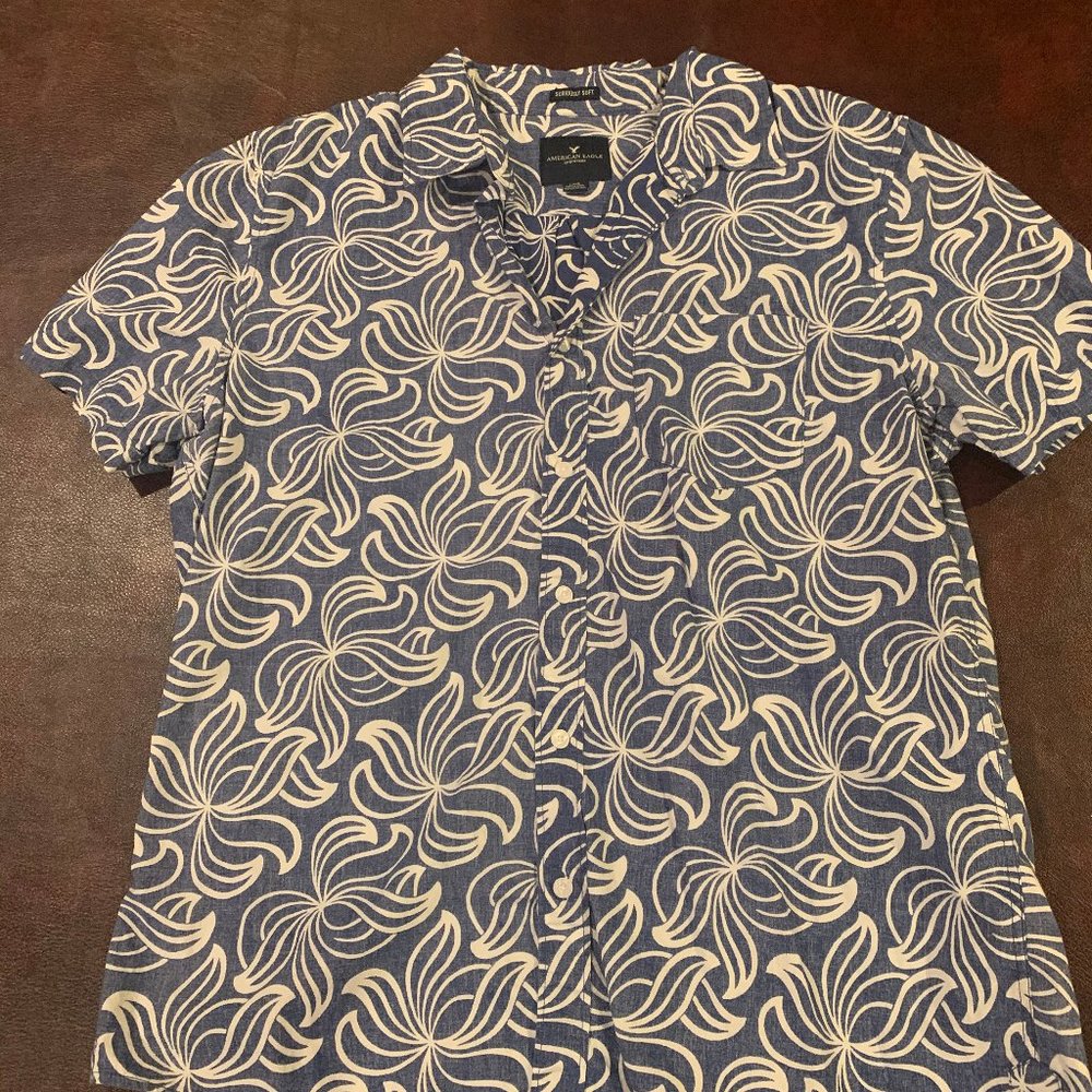 American Eagle Hawaiian Shirt Men's L